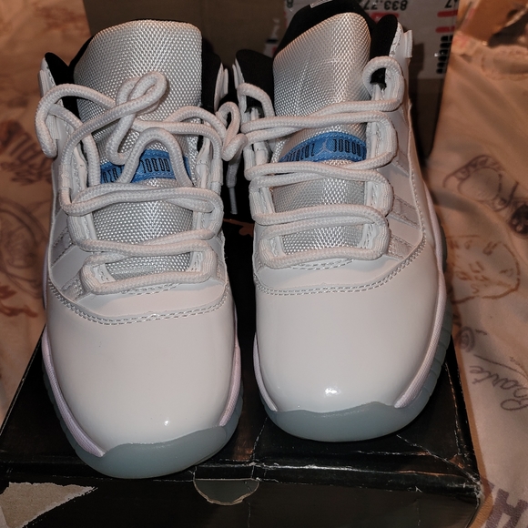 Jordan 11 retro - Picture 3 of 4